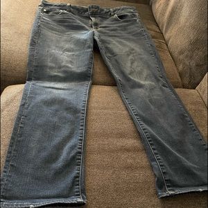 Women’s American Eagle Jeans size 16